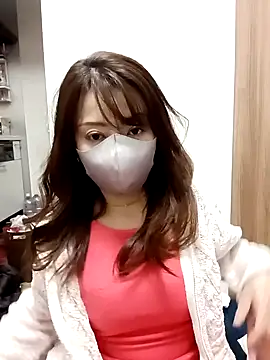 Snapshot of Mirika555 chatting on December 2024 04:50:01 PM Mirika555 online show from December 2024 04:50:01 PM