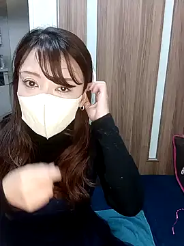 Snapshot of Mirika555 chatting on February 2025 03:28:02 PM Mirika555 online show from February 2025 03:28:02 PM