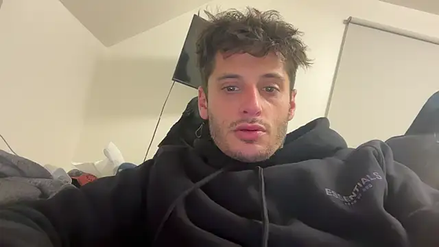 Dylansd online show from October 2025 02:34:01 AM