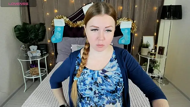 BettyBloom69 online show from December 2024 04:22:01 AM