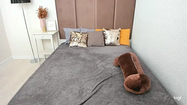 BettyBloom69 online show from October 2025 04:41:02 AM