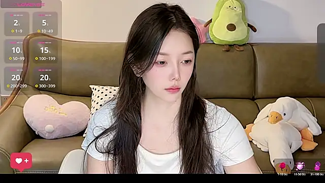 Snapshot of Yilin1999 chatting on April 2026 10:50:02 AM Yilin1999 online show from April 2026 10:50:02 AM