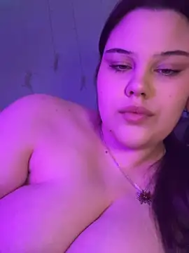 Snapshot of 31MoonLight13 chatting on February 2025 09:40:01 PM 31MoonLight13 online show from February 2025 09:40:01 PM