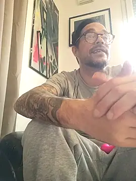 mileflav0r online show from December 2025 11:30:02 AM