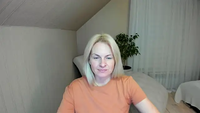 Snapshot of Alicee_Gracee chatting on January 2025 03:13:02 PM Alicee Gracee online show from January 2025 03:13:02 PM