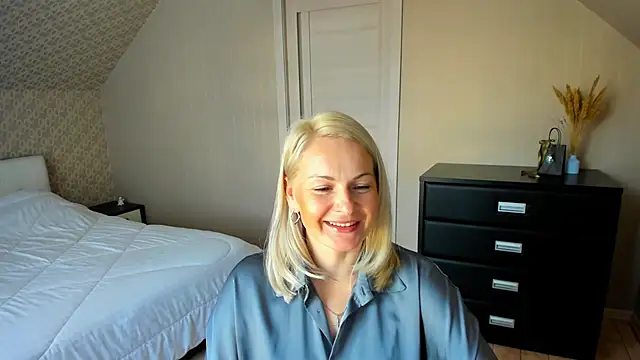 Snapshot of Alicee_Gracee chatting on November 2025 07:07:01 AM Alicee Gracee online show from November 2025 07:07:01 AM