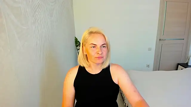 Alicee Gracee online show from June 2026 11:25:02 AM