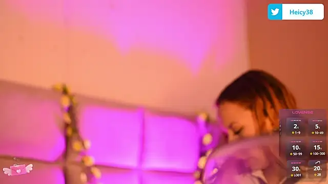 Snapshot of Heicy___ chatting on March 2025 07:38:01 PM Heicy online show from March 2025 07:38:01 PM