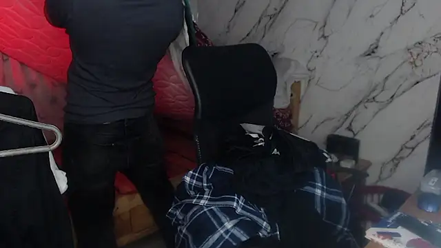 Snapshot of Dereck_Dickson chatting on January 2026 04:37:02 AM Dereck Dickson online show from January 2026 04:37:02 AM