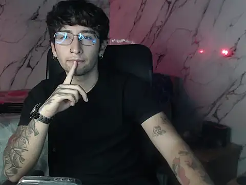 Snapshot of Dereck_Dickson chatting on March 2026 05:23:01 AM Dereck Dickson online show from March 2026 05:23:01 AM