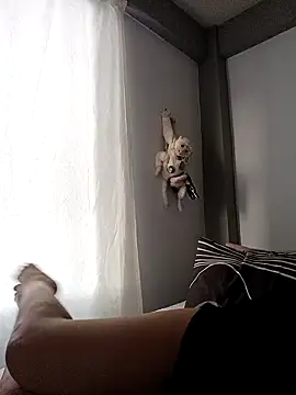 Lucy Chery online show from February 2026 10:33:01 PM