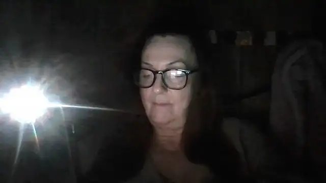 Snapshot of Tillieuk chatting on February 2026 11:37:01 PM Tillieuk online show from February 2026 11:37:01 PM