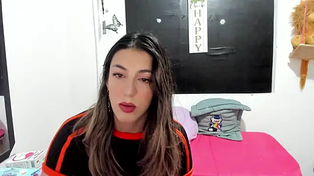 Snapshot of queen-natty chatting on January 2025 04:36:02 AM queen-natty online show from January 2025 04:36:02 AM