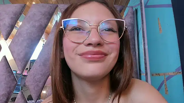 LARICSABLUE online show from March 2025 08:20:02 PM