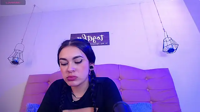 Snapshot of kyle8_ls chatting on January 2025 09:31:02 PM kyle8 ls online show from January 2025 09:31:02 PM