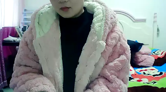 Snapshot of CN-Xiaoxi chatting on February 2025 12:05:02 AM CN-Xiaoxi online show from February 2025 12:05:02 AM