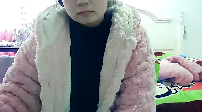 Snapshot of CN-Xiaoxi chatting on February 2025 01:37:01 AM CN-Xiaoxi online show from February 2025 01:37:01 AM