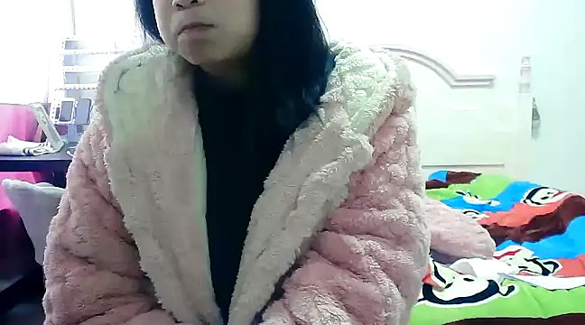 Snapshot of CN-Xiaoxi chatting on March 2025 06:05:02 AM CN-Xiaoxi online show from March 2025 06:05:02 AM