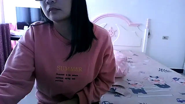 Snapshot of CN-Xiaoxi chatting on November 2025 07:43:02 AM CN-Xiaoxi online show from November 2025 07:43:02 AM