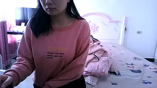 Snapshot of CN-Xiaoxi chatting on November 2025 03:27:02 AM CN-Xiaoxi online show from November 2025 03:27:02 AM