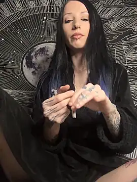 MissMidnightUK online show from February 2026 11:42:02 PM