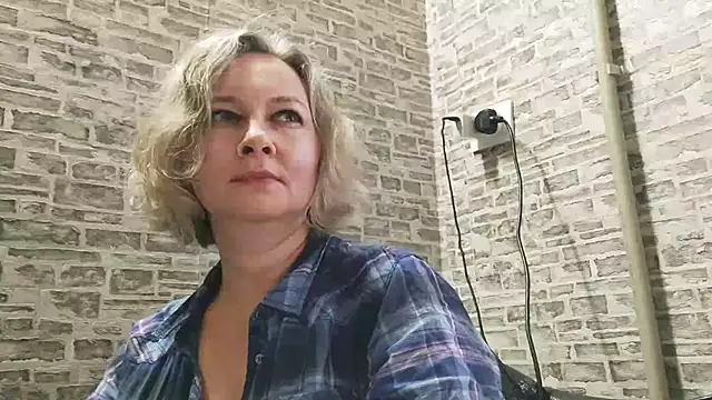 EdithManning online show from January 2025 12:14:01 PM