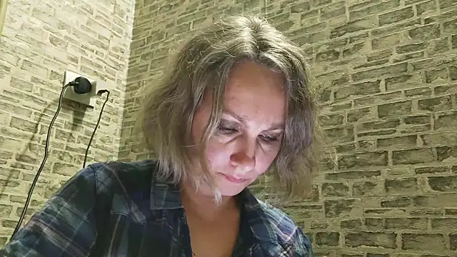 EdithManning online show from January 2025 02:23:01 PM