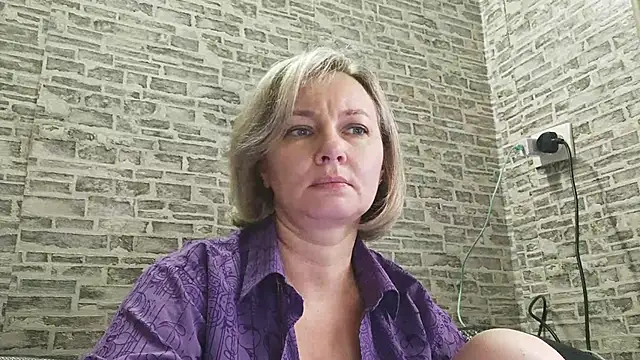 EdithManning online show from February 2025 10:48:02 AM