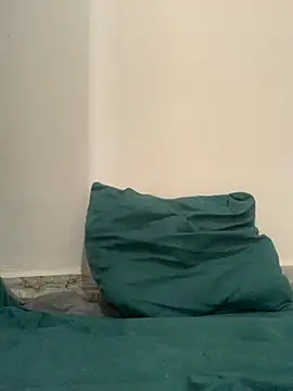 abyusif101099 online show from October 2025 05:57:02 AM