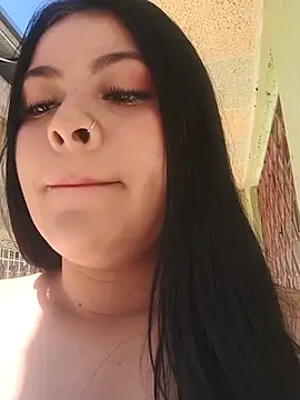 Saray thoms online show from February 2026 03:44:02 PM