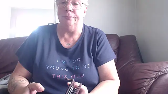 Snapshot of canadiancougar1965 chatting on October 2025 01:23:02 PM canadiancougar1965 online show from October 2025 01:23:02 PM