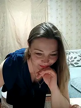 Snapshot of VselenaSun402 chatting on April 2026 10:21:01 AM VselenaSun402 online show from April 2026 10:21:01 AM
