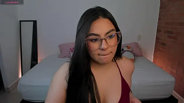 charlotte blass online show from January 2025 01:56:01 AM