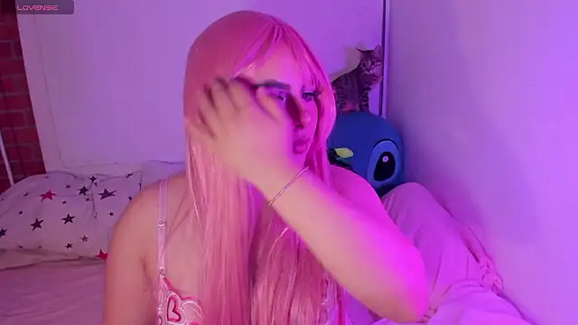 charlotte blass online show from February 2026 02:30:01 AM