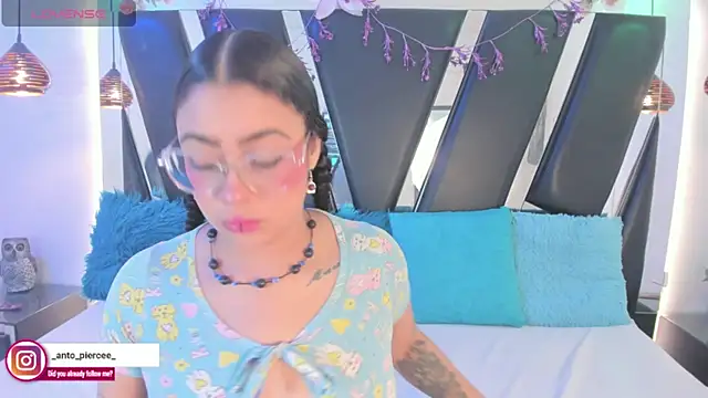 antonelllepiercee online show from July 2026 11:30:02 AM