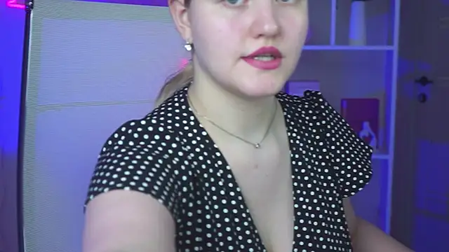 KellyPoter online show from June 2026 06:40:01 AM
