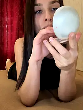 Snapshot of SpecialLina chatting on September 2025 09:58:02 AM SpecialLina online show from September 2025 09:58:02 AM