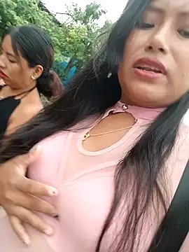 Snapshot of Karol-kamila19 chatting on December 2024 01:02:02 PM Karol-kamila19 online show from December 2024 01:02:02 PM