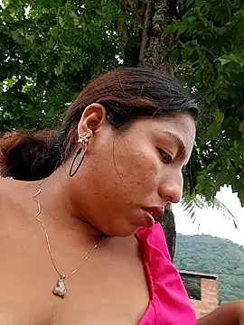 Snapshot of Karol-kamila19 chatting on December 2024 01:17:01 PM Karol-kamila19 online show from December 2024 01:17:01 PM