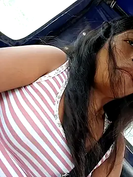 Snapshot of Karol-kamila19 chatting on January 2025 01:58:01 PM Karol-kamila19 online show from January 2025 01:58:01 PM