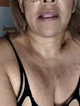 Kasandra Ho online show from January 2025 07:04:01 AM