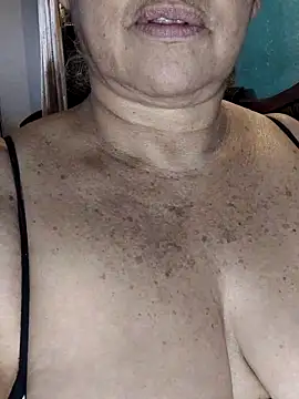 Kasandra Ho online show from January 2025 01:06:02 PM