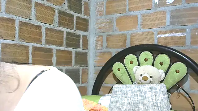 samanthaPuxy online show from February 2026 06:00:02 AM