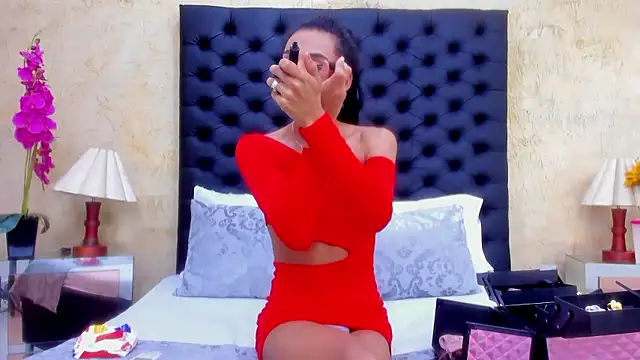 Snapshot of NahomiWhitel chatting on January 2026 06:24:01 PM NahomiWhitel online show from January 2026 06:24:01 PM