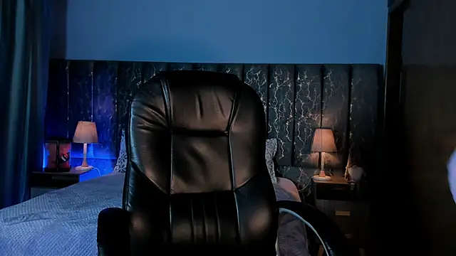 Lea velle online show from March 2026 04:07:02 AM