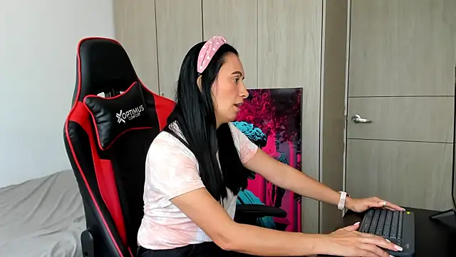 gracekelly12 online show from September 2025 06:24:02 PM