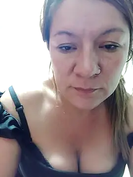 Skylar-Vox- online show from March 2025 08:08:01 AM