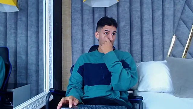 Snapshot of JakeMoxley chatting on February 2025 12:56:01 PM JakeMoxley online show from February 2025 12:56:01 PM