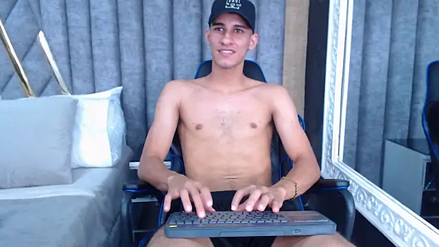 Snapshot of JakeMoxley chatting on March 2025 06:05:02 PM JakeMoxley online show from March 2025 06:05:02 PM