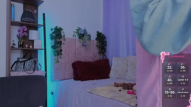 emilyrouxe online show from February 2026 04:17:01 PM